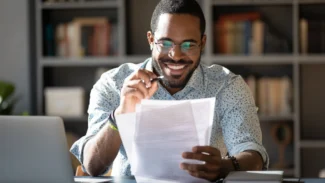 STAR Method for Resumes and Job Interviews with Examples